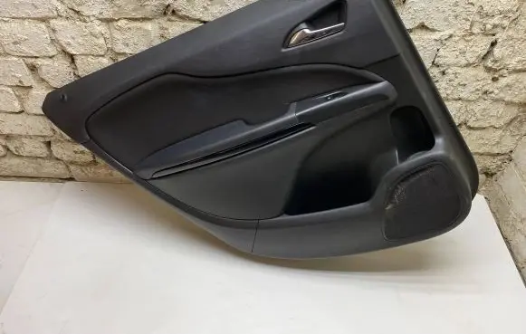 Opel Zafira C Rear door card panel trim 1903903 20893821