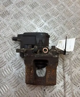 Hyundai i40 Rear brake caliper 
