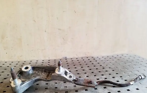Honda CR-V Gearbox mounting bracket
