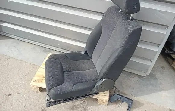 Volkswagen PASSAT B6 Front passenger seat 