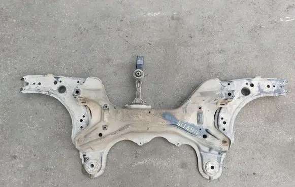 Audi A3 S3 8L Front axle beam 