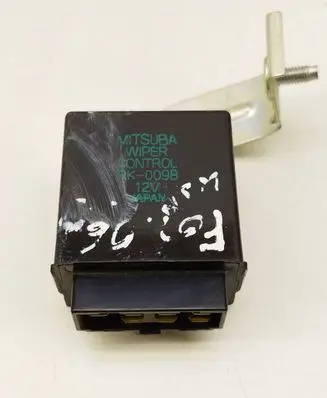 Subaru Forester SG Window wiper relay RK0098