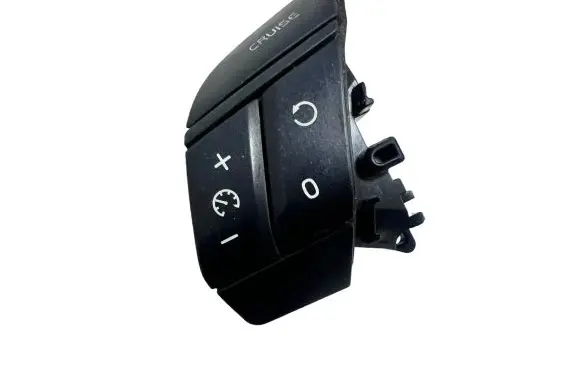 Volvo XC90 Cruise control switch 8685478