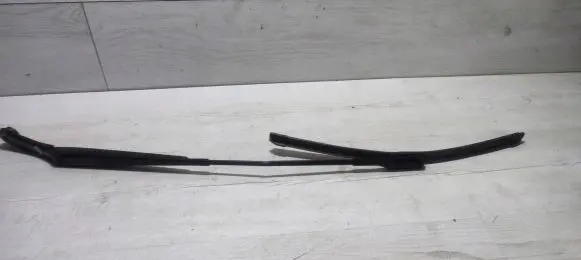 Alfa Romeo Giulia Windshield/front glass wiper blade 50532573