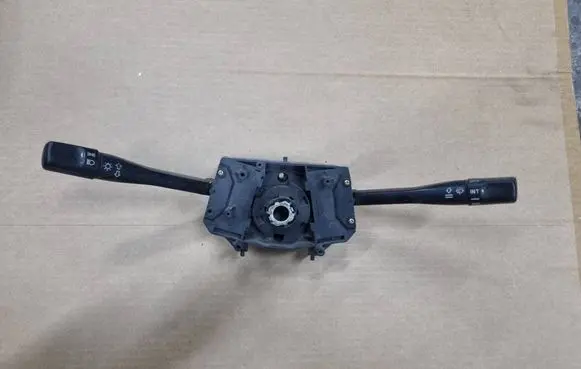 Honda Accord Wiper turn signal indicator stalk/switch M10239