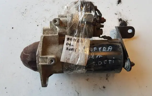 Opel Zafira A Starter motor