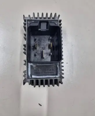 Opel Astra G Glow plug pre-heat relay 55354141 51299018A