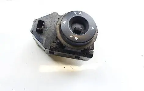 KIA Ceed Wing mirror switch 457480
