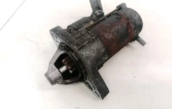 Toyota Yaris Starter motor