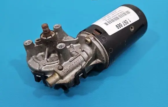 Ford Focus Wiper motor IMPRK1597669