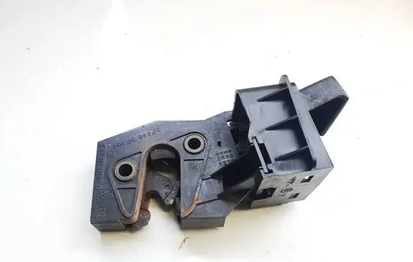 Volkswagen PASSAT B3 Seat back rest lock catch 3b0885738 95kuu71