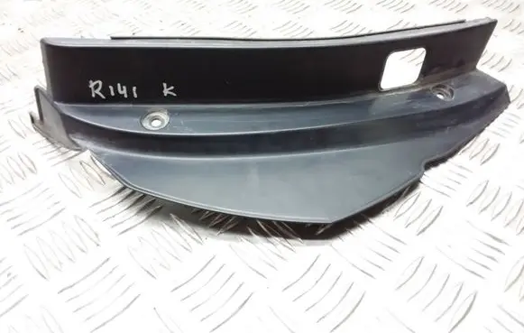 Subaru Legacy Rear/tail light trim molding 