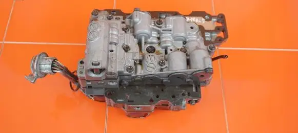 Volvo XC90 Torque split ecu control unit/module 116010119F 17MB29