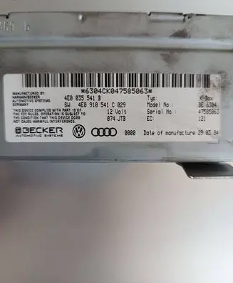 Audi A8 S8 D3 4E Radio/CD/DVD/GPS head unit 4E0035541B
