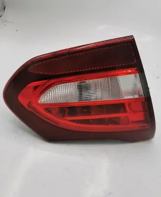 Mercedes-Benz C W205 Tailgate rear/tail lights YAP2584914 624203 A2059061303