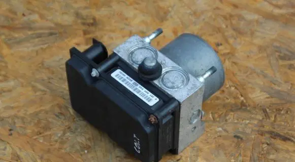 Mitsubishi Colt ABS Pump 4670A401