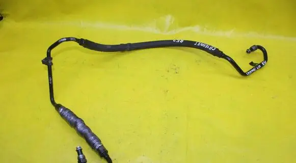 Power steering hose/pipe/line