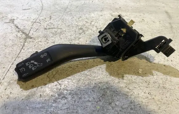 Volkswagen Golf V Indicator stalk 1K0953513G 01103512 10351282511162