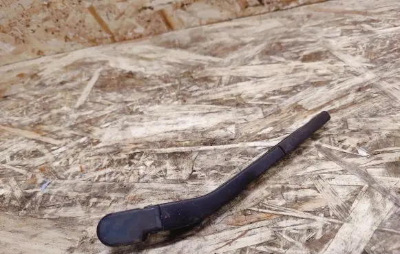 Mercedes-Benz S W140 Headlight wiper arm 