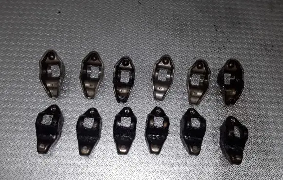 Jeep Grand Cherokee (WJ) Valve rocker arm 