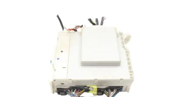 Lexus GS 300 350 430 450H Fuse box set 8273030B62