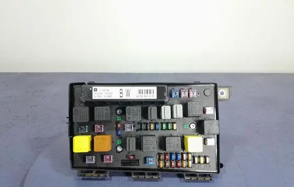 Fuse box set
