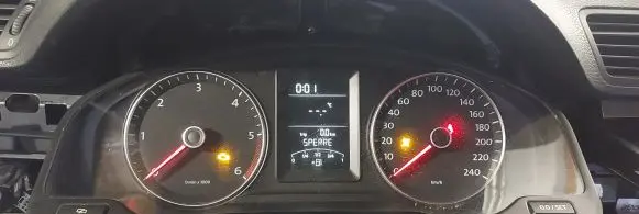 Volkswagen Transporter - Caravelle T5 Speedometer (instrument cluster) 7E0920860C