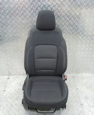 Ford Kuga III Front passenger seat FOTELKUGAPRAWYTIT