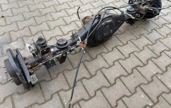 Nissan Navara D23 Rear axle beam 