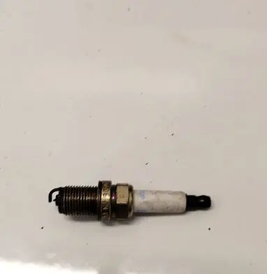 Audi A6 S6 C6 4F Spark plug