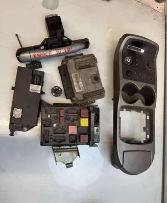Renault Espace - Grand espace IV Engine control unit/module ECU 8200384493 8200311550