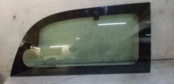 Chrysler Grand Voyager V Rear side window