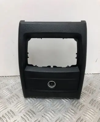 BMW 3 F30 F35 F31 Other center console (tunnel) element 105016025 9218909