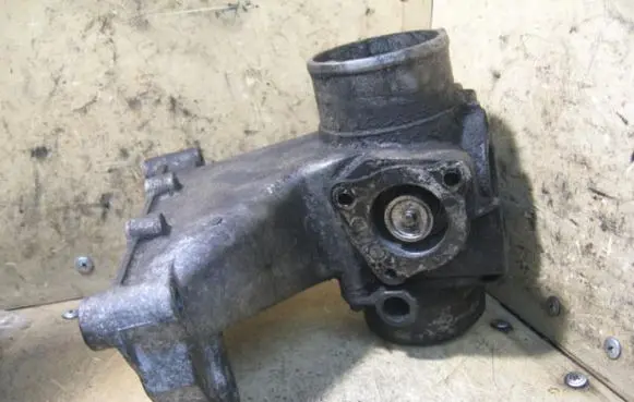 Renault Espace III EGR valve 036147