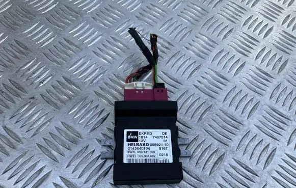 BMW 3 GT F34 Fuel pump relay 7407514