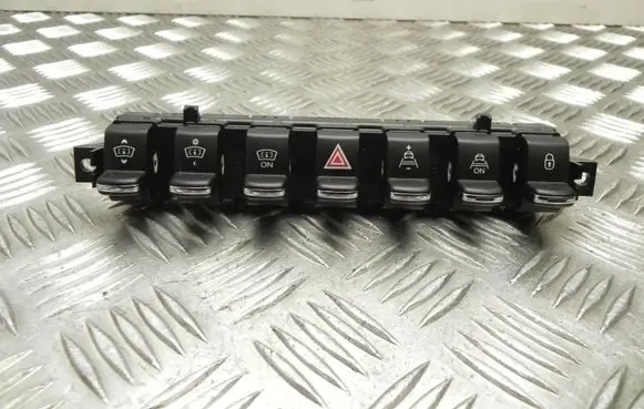 Citroen C4 II Other switches/knobs/shifts 96638425XT T7582