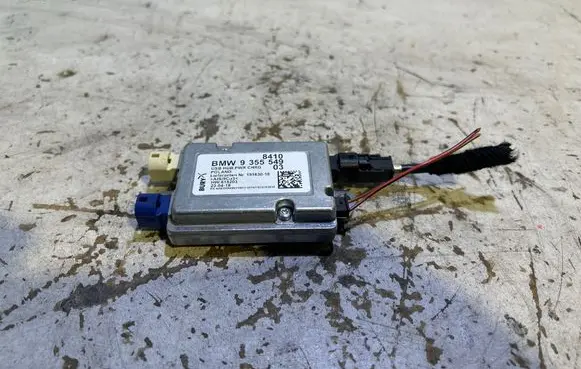 BMW 4 F32 F33 USB control unit 9355549 8410 19163010