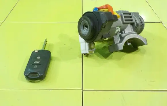 KIA Ceed Ignition lock 