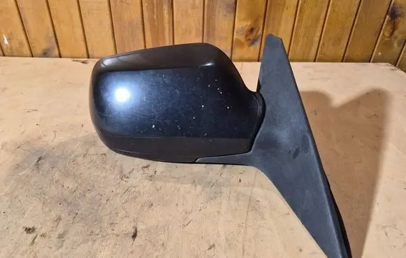 Mazda 6 Front door electric wing mirror E4012220