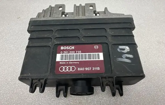Audi 80 90 S2 B4 Engine control unit/module 8A0907311B 0261200735