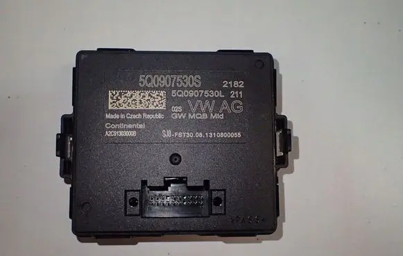 Volkswagen Golf VII Gateway control module 5Q0907530S