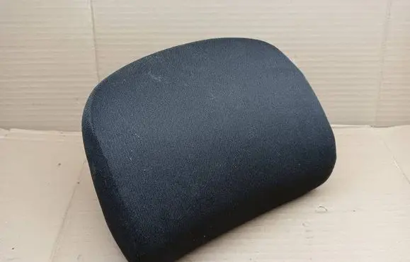 Skoda Octavia Mk3 (5E) Rear seat headrest 808408000