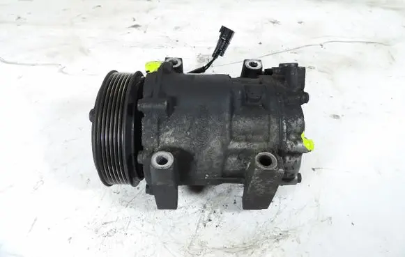 Ford Focus C-MAX Air conditioning (A/C) compressor (pump) 3M5H-19D629-GC