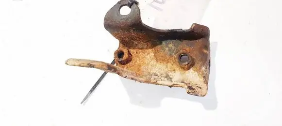 Suzuki Grand Vitara II Engine mounting bracket