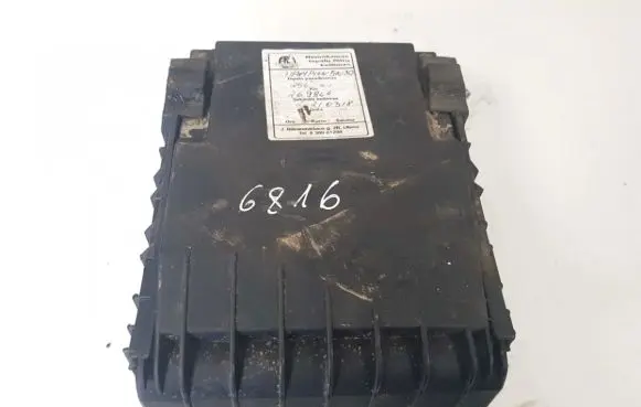 Volkswagen Touran I Fuse box set 1k0937821c