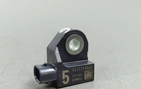 Subaru Forester SK Airbag deployment crash/impact sensor 98237FN000 22102
