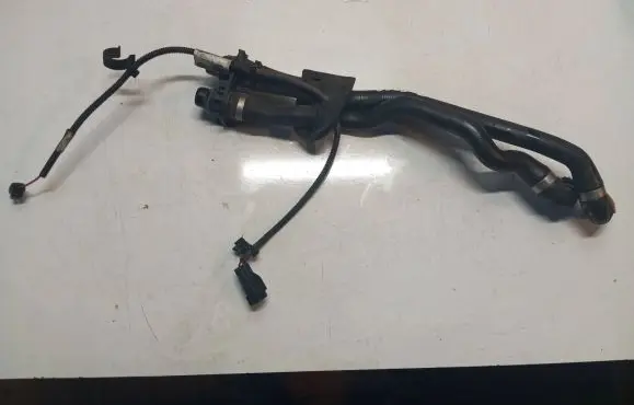 Volvo S60 Engine coolant pipe/hose 31338213