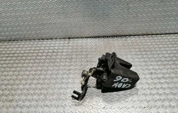 Loading door lock