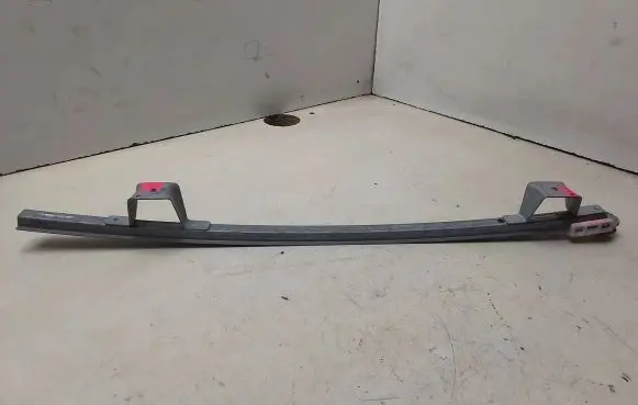 Opel Meriva A Rear door windshield rail 
