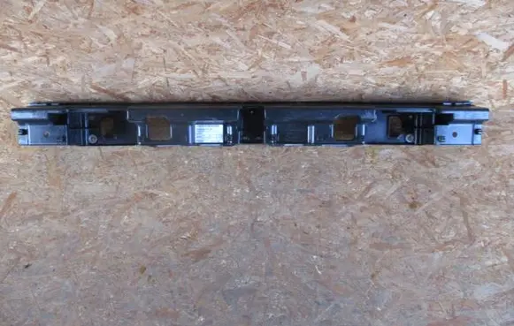 Volkswagen Multivan T6 Rear bumper cross member 7E0807305C